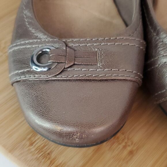 Clarks Collection Ballet Flats Brown Bronze Comfort Shoes Size 9W - Picture 10 of 11
